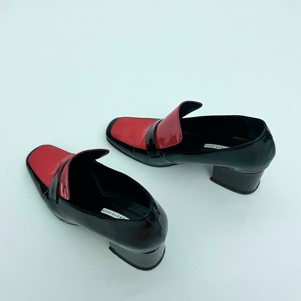 Dora Teymur turbojet loafers